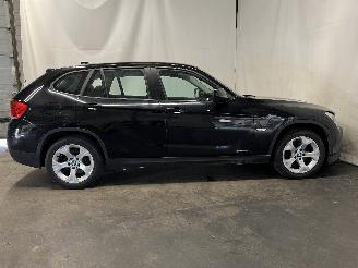 BMW X1 X1 (E84) SUV sDrive 18i 2.0 16V (N46-B20B) [110kW]  (01-2010/06-2015) picture 7
