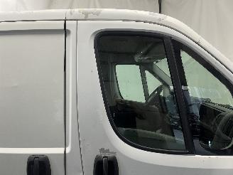 Peugeot Boxer Boxer (U9) Van 2.2 HDi 100 Euro 4 (22DT(4HV)) [74kW]  (04-2006/06-2013=
) picture 10