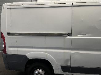 Peugeot Boxer Boxer (U9) Van 2.2 HDi 100 Euro 4 (22DT(4HV)) [74kW]  (04-2006/06-2013=
) picture 12