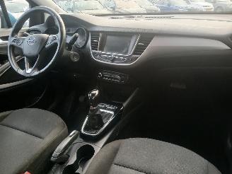Opel Crossland Crossland (X) SUV 1.2 Turbo 12V (D12XHL(EB2ADT)) [81kW]  (03-2017/...)= picture 10