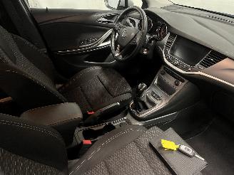 Opel Astra Astra K Hatchback 5-drs 1.6 CDTI 110 16V (B16DTU) [81kW]  (06-2015/12-=
2022) picture 16