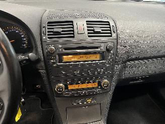 Toyota Avensis Avensis Wagon (T27) Combi 2.0 16V D-4D-F (1AD-FTV(Euro 4)) [93kW]  (11=
-2008/10-2018) picture 17