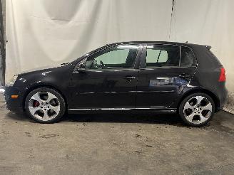Volkswagen Golf Golf V (1K1) Hatchback 2.0 GTI 16V (AXX) [147kW]  (10-2004/02-2009) picture 4