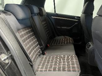 Volkswagen Golf Golf V (1K1) Hatchback 2.0 GTI 16V (AXX) [147kW]  (10-2004/02-2009) picture 16