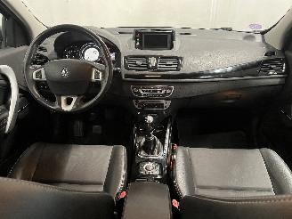 Renault Mégane Megane III Grandtour (KZ) Combi 5-drs 1.2 16V TCE 115 (H5F-400(H5F-A4)=
) [85kW]  (03-2012/02-2016) picture 12