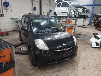 Subaru Justy Justy (M3) Hatchback 5-drs 1.0 12V DVVT (1KR-FE) [51kW]  (01-2007/03-2=
011) picture 2