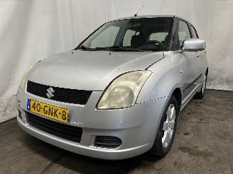 Vaurioauto  passenger cars Suzuki Swift Swift (ZA/ZC/ZD1/2/3/9) Hatchback 1.3 VVT 16V (M13A VVT) [68kW]  (02-2=
005/06-2012) 2006/5