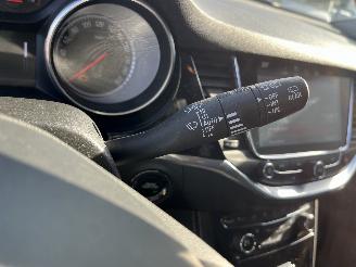 Opel Astra Astra K Sports Tourer Combi 1.6 BiTurbo CDTI 16V (B16DTR) [118kW]  (11=
-2015/12-2022) picture 18