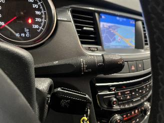 Peugeot 508 508 (8D) Sedan 1.6 THP 16V (EP6CDT(5FV)) [115kW]  (11-2010/12-2018) picture 24