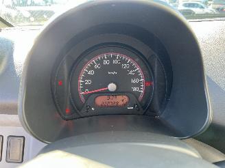 Nissan Pixo Pixo (D31S) Hatchback 1.0 12V (K10B(Euro 5)) [50kW]  (03-2009/10-2013)= picture 25