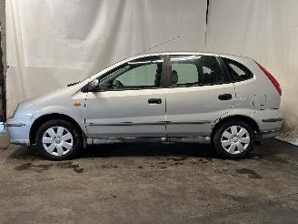 Nissan Almera Almera Tino (V10M) MPV 1.8 16V (QG18DE) [85kW]  (12-2002/02-2006) picture 4