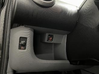 Peugeot 107 107 Hatchback 1.0 12V (384F(1KR)) [50kW]  (06-2005/05-2014) picture 22