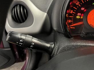 Peugeot 108 108 Hatchback 1.0 12V (1KRFE(CFB)) [51kW]  (05-2014/...) picture 24
