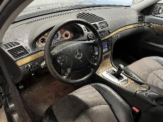 Mercedes E-klasse E (W211) Sedan 2.2 E-220 CDI 16V (OM646.961) [110kW]  (03-2002/12-2008=
) picture 16