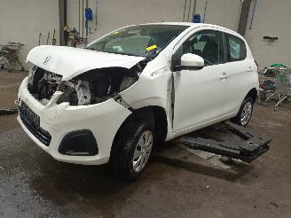 Vrakbiler auto Peugeot 108 108 Hatchback 1.0 12V (1KRFE(CFB)) [51kW]  (05-2014/...) 2015/11