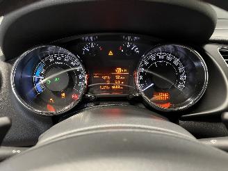 Peugeot 3008 3008 I (0U/HU) MPV 2.0 HYbrid4 16V (DW10CTED4(RHC)) [147kW]  (02-2011/=
08-2016) picture 18