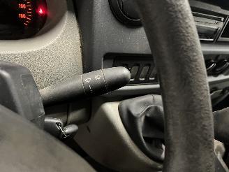 Opel Movano Movano (4A1; 4A2; 4B2; 4B3; 4C2; 4C3) Van 2.5 CDTI (G9U-724) [84kW]  (=
10-2001/03-2007) picture 19