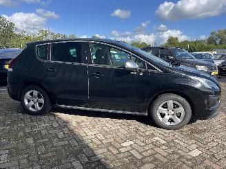 Peugeot 3008 3008 I (0U/HU) MPV 2.0 HYbrid4 16V (DW10CTED4(RHC)) [147kW]  (02-2011/=
08-2016) picture 7