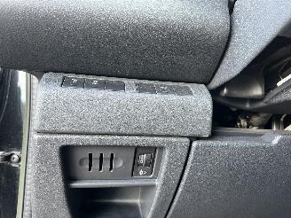 Peugeot 3008 3008 I (0U/HU) MPV 2.0 HYbrid4 16V (DW10CTED4(RHC)) [147kW]  (02-2011/=
08-2016) picture 22