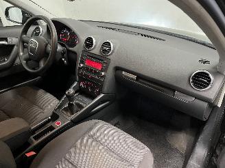 Audi A3 A3 Sportback (8PA) Hatchback 5-drs 1.2 TFSI (CBZB) [77kW]  (04-2010/03=
-2013) picture 13