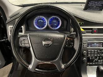 Volvo V-70 V70 (BW) Combi 2.0 T 16V (B4204T6) [149kW]  (09-2009/12-2011) picture 16