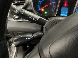 Daewoo Orlando Orlando 1.8 16V VVT (F18D4(Euro 5)) [104kW]  (02-2011/12-2015) picture 19