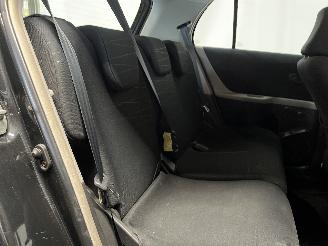 Toyota Yaris Yaris II (P9) Hatchback 1.3 16V VVT-i (2SZFE) [64kW]  (08-2005/11-2010=
) picture 14