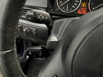 BMW 5-serie 5 serie (E60) Sedan 530i 24V (M54-B30(306S3)) [170kW]  (12-2001/02-200=
5) picture 22