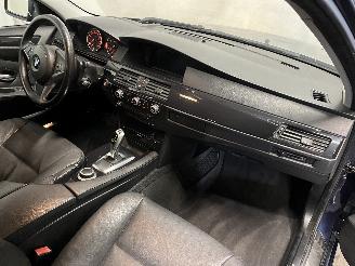 BMW 5-serie 5 serie (E60) Sedan 530i 24V (M54-B30(306S3)) [170kW]  (12-2001/02-200=
5) picture 13