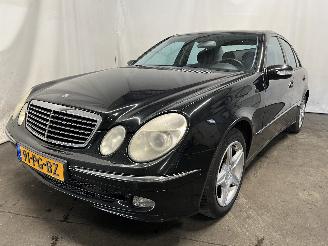 damaged passenger cars Mercedes E-klasse E (W211) Sedan 2.2 E-220 CDI 16V (OM646.961) [110kW]  (03-2002/12-2008=
) 2004/6