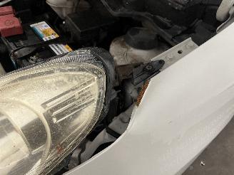 Nissan Pixo Pixo (D31S) Hatchback 1.0 12V (K10B(Euro 5)) [50kW]  (03-2009/10-2013)= picture 12