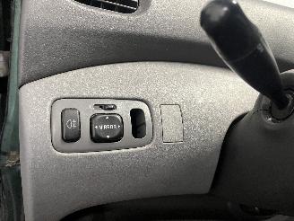 Toyota Yaris Yaris Verso (P2) MPV 1.3 16V (2NZFE) [63kW]  (08-1999/10-2002) picture 28