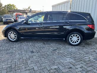 Mercedes R-klasse R (W251) MPV 3.5 350 V6 24V 4-Matic (M272.967) [200kW]  (08-2005/12-20=
12) picture 3