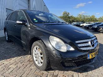 Mercedes R-klasse R (W251) MPV 3.5 350 V6 24V 4-Matic (M272.967) [200kW]  (08-2005/12-20=
12) picture 5