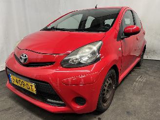 Auto incidentate Toyota Aygo Aygo (B10) Hatchback 1.0 12V VVT-i (1KR-FE) [50kW]  (07-2005/05-2014) 2012/6