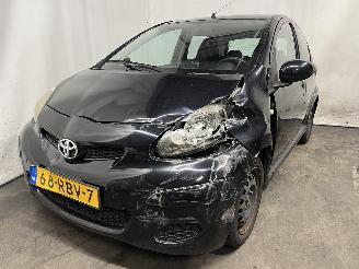 Auto incidentate Toyota Aygo Aygo (B10) Hatchback 1.0 12V VVT-i (1KR-FE) [50kW]  (07-2005/05-2014) 2011/4