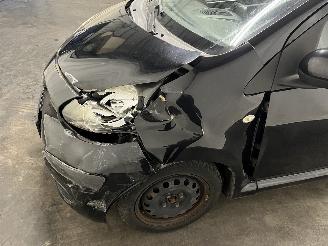 Toyota Aygo Aygo (B10) Hatchback 1.0 12V VVT-i (1KR-FE) [50kW]  (07-2005/05-2014) picture 9
