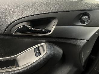 Daewoo Orlando Orlando 1.8 16V VVT (F18D4(Euro 5)) [104kW]  (02-2011/12-2015) picture 21
