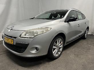 Renault Mégane Megane III Grandtour (KZ) Combi 5-drs 1.4 16V TCe 130 (H4J-700(H4J-A7)=
) [96kW]  (05-2009/02-2016) picture 2