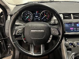 Land Rover Range Rover Evoque Range Rover Evoque (LVJ/LVS) SUV 2.0 D 150 16V (204DTD(AJ20D4)) [110kW=
]  (06-2015/12-2019) picture 13