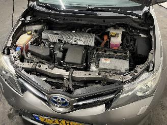 Toyota Auris Auris Touring Sports (E18) Combi 1.8 16V Hybrid (2ZRFXE) [100kW]  (07-=
2013/12-2018) picture 13