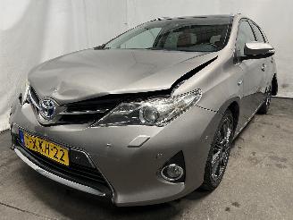 Vaurioauto  passenger cars Toyota Auris Auris Touring Sports (E18) Combi 1.8 16V Hybrid (2ZRFXE) [100kW]  (07-=
2013/12-2018) 2014/8