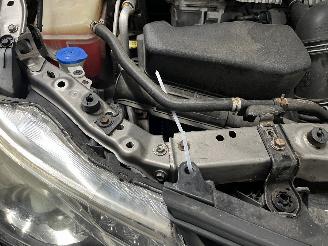 Toyota Auris Auris Touring Sports (E18) Combi 1.8 16V Hybrid (2ZRFXE) [100kW]  (07-=
2013/12-2018) picture 14