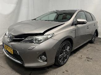 Toyota Auris Auris Touring Sports (E18) Combi 1.8 16V Hybrid (2ZRFXE) [100kW]  (07-=
2013/12-2018) picture 3
