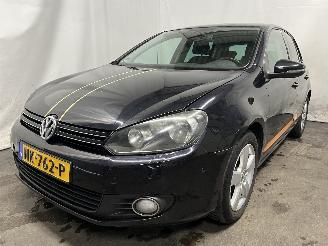 Vaurioauto  passenger cars Volkswagen Golf Golf VI (5K1) Hatchback 1.2 TSI (CBZA) [63kW]  (05-2010/11-2012) 2011/3