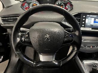 Peugeot 308 308 SW (L4/L9/LC/LJ/LR) Combi 5-drs 1.6 BlueHDi 120 (DV6FC(BHZ)) [88kW=
]  (03-2014/12-2021) picture 21