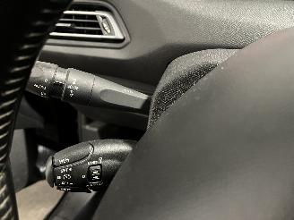 Peugeot 308 308 SW (L4/L9/LC/LJ/LR) Combi 5-drs 1.6 BlueHDi 120 (DV6FC(BHZ)) [88kW=
]  (03-2014/12-2021) picture 25