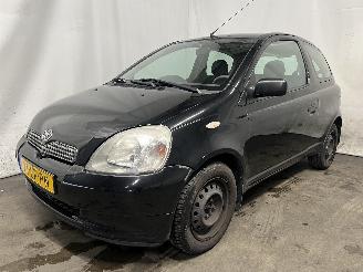 Toyota Yaris Yaris (P1) Hatchback 1.3 16V VVT-i (2SZFE) [64kW]  (04-2002/09-2005) picture 2