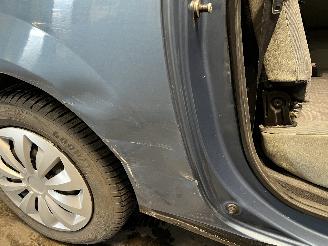 Dacia Logan Logan (LS) Sedan 1.6 (K7M-710) [64kW]  (09-2004/10-2012) picture 9