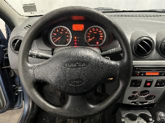 Dacia Logan Logan (LS) Sedan 1.6 (K7M-710) [64kW]  (09-2004/10-2012) picture 16